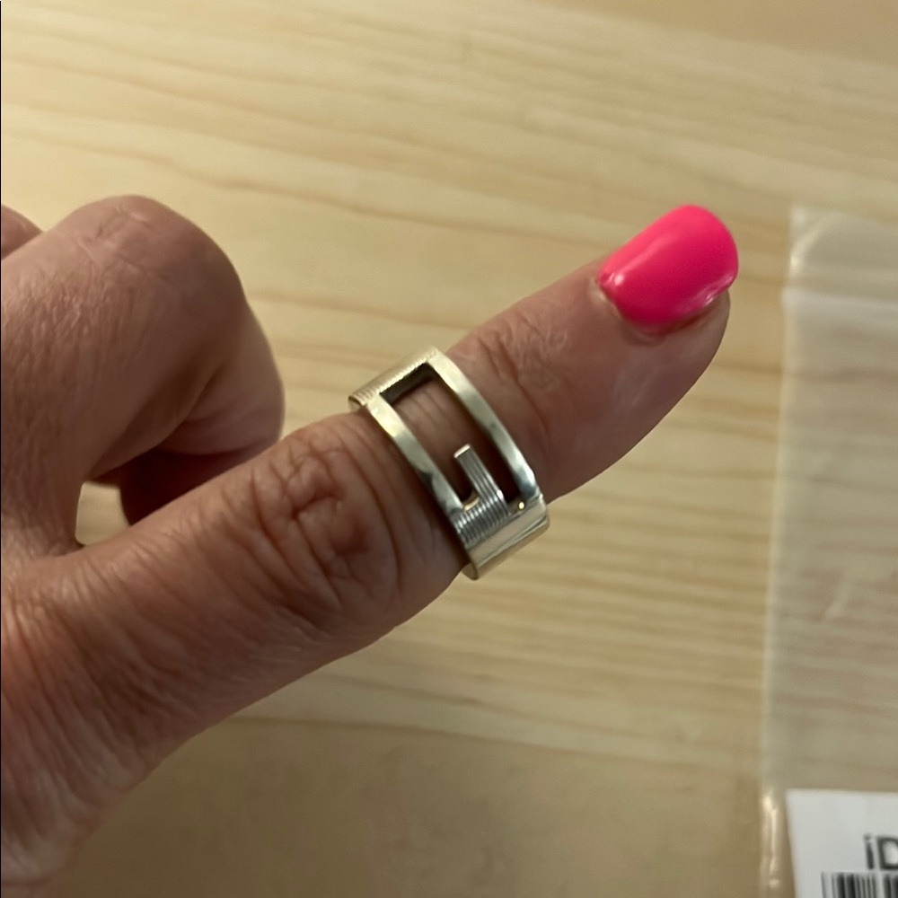 NWOT Gucci Silver Geometric Ring 925 size 5 50mm - Picture 2 of 5